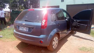 2005 Ford Fiesta Hatchback