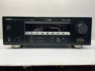Yamaha RX-V450 AV Receiver.