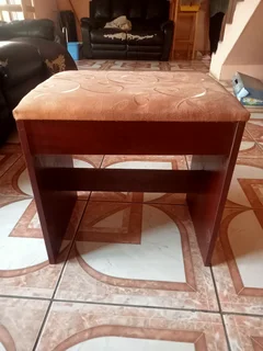 Dressing table stool new in heuweloord
