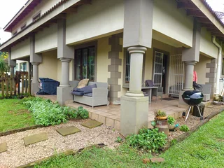 Stunning 2-b/r duplex-apartment on private estate in Gillitts, Kloof with prepaid meters and carport