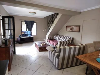 Stunning 2-b/r duplex-apartment on private estate in Gillitts, Kloof with prepaid meters and carport
