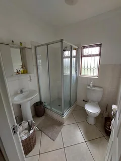 Stunning 2-b/r duplex-apartment on private estate in Gillitts, Kloof with prepaid meters and carport