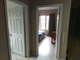 Stunning 2-b/r duplex-apartment on private estate in Gillitts, Kloof with prepaid meters and carport