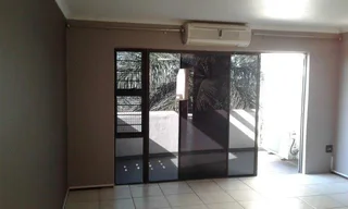 2-b/r fully tiled apartment with prepaid meter, pool and secure pkg in the Wolds, New Germany