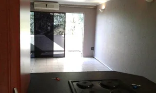 2-b/r fully tiled apartment with prepaid meter, pool and secure pkg in the Wolds, New Germany