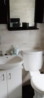 Smart 2-b/r in The Wolds, New Germany with balcony, pool, prepaid meter and secure pkg. 01 Jan