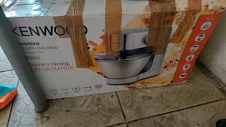 Kenwood mixer with accessories R2500