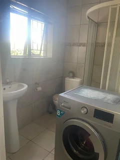SECURE BACHELOR FLAT TO RENT | STEYNSRUST, SOMERSET WEST | R6000 p/m