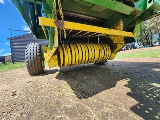 John deere jd 575 baler