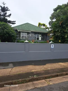 R2290,000 Residential/ Commercial House - Glenwood