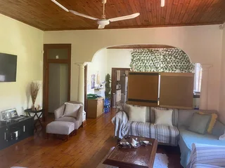 R2290,000 Residential/ Commercial House - Glenwood