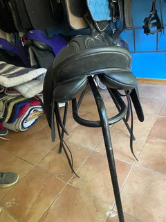 17” Wintec Dressage Saddle