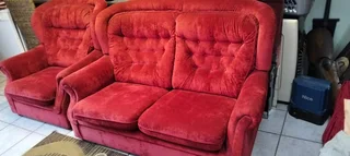 4 piece set of comfortable couches in excellent condition
