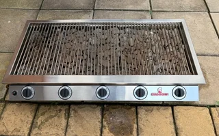 Chad o chef 5 burner gas braai