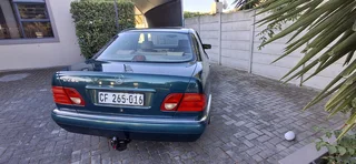 1997 Mercedes E280