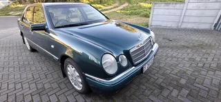 1997 Mercedes E280