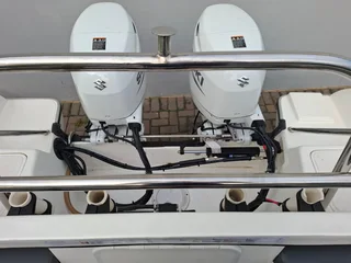 Cabin boat / Cabin cruiser