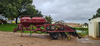 Voor planter for sale 2010