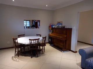 SPACE AND STYLE UNDER ONE ROOF IN KENSINGTON