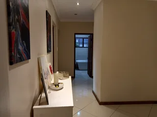 SPACE AND STYLE UNDER ONE ROOF IN KENSINGTON