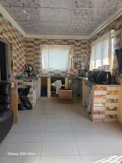 Flat - Umhlatuzana, Collier Avenue