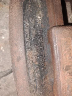 pipe vice and pipe cutters