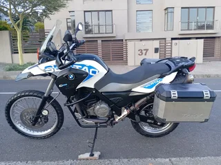 2013 BMW G650gs Sertao lots of extras!!one owner!! low mileage!!