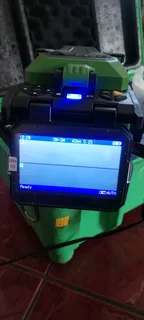 Komshine FX37 fiber splicing machine