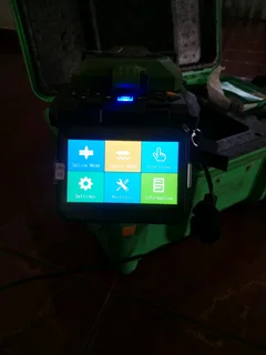 Komshine FX37 fiber splicing machine