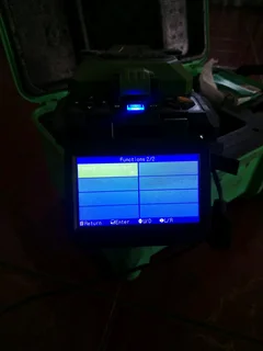 Komshine FX37 fiber splicing machine