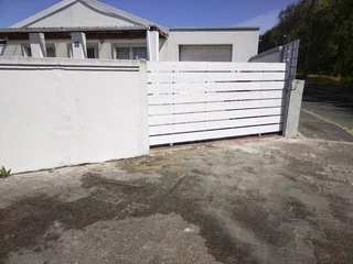 Gates, fencing and burglar bars