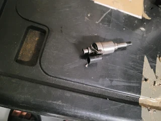 Ford eccoboost 1.0 injector and injector rail