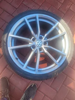 2 golf 7R Rims for sale