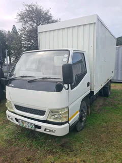 JMC Carrying 3 ton Volume body