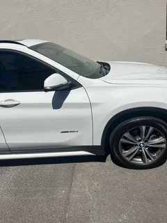 White BMW X1