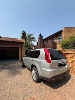 Nissan XTrail 4x2 XE 2013 - R83 000,00 neg
