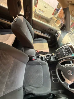 Nissan XTrail 4x2 XE 2013 - R83 000,00 neg