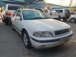 1998 Volvo S40 2.0