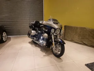 2017 Harley Davidson Ultra Limited CVO 114