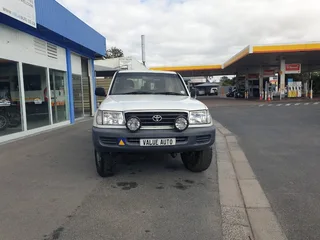 2000 Toyota Land Cruiser 105 EFi 4.5 GX