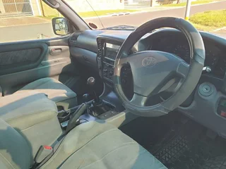 2000 Toyota Land Cruiser 105 EFi 4.5 GX