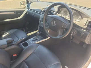 2011 Mercedes-Benz B 200 Auto