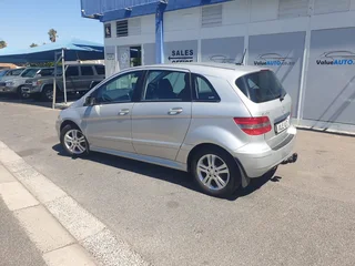 2011 Mercedes-Benz B 200 Auto