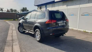 2013 Pajero 3.2 DiD Auto 7-seater