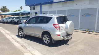 2011 Toyota RAV4 2.2 D-4D GX 4x4 - low km&#39;s