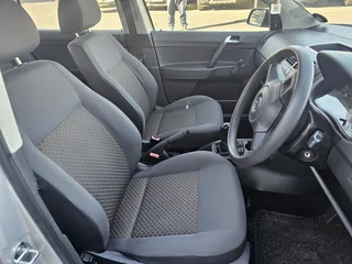 2011 Volkswagen Polo Vivo Hatch 1.4 - low km&#39;s