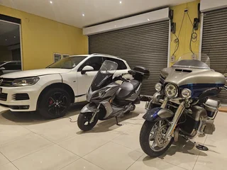 2022 Kymco 300i with ABS &amp; Stiffener