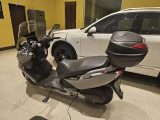 2022 Kymco 300i with ABS &amp; Stiffener