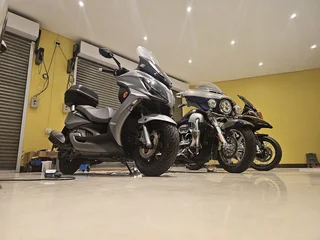 2022 Kymco 300i with ABS &amp; Stiffener