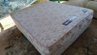 Queen size bed rest assured mattress and base in good condition and very comfortable